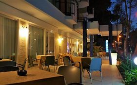 Hotel Canasta